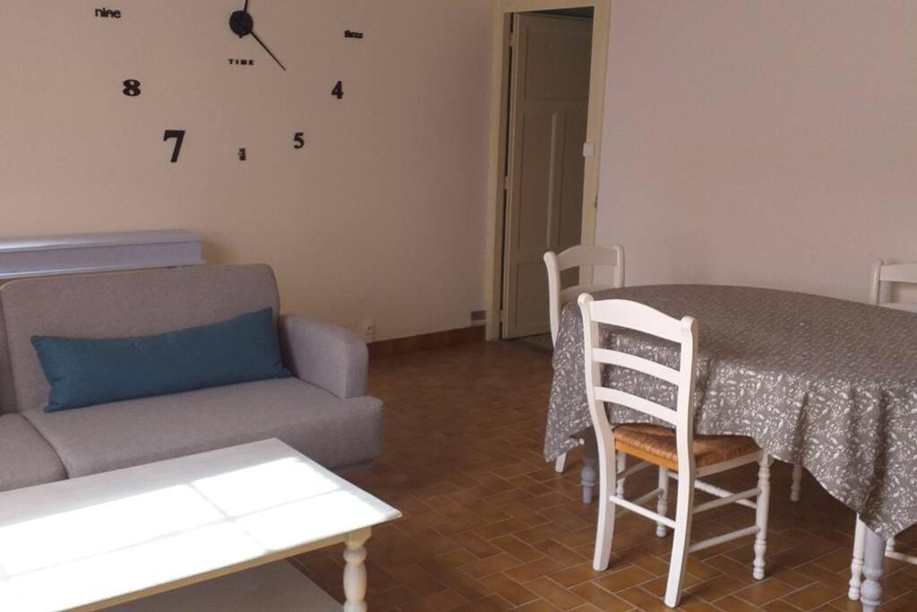 Maison Village Baudres Luaran gambar